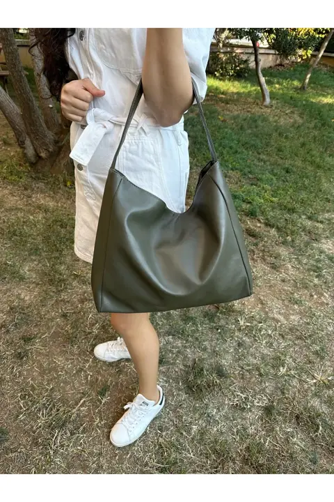 Kadın Siyah Fermuarlı  El Kol ve Omuz Çantası Kaliteli İşçilik Şık Tasarım