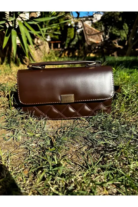 Kadın Bordo El Kol ve 3 bölmeli Omuz Çantası Kaliteli İşçilik Şık Tasarım