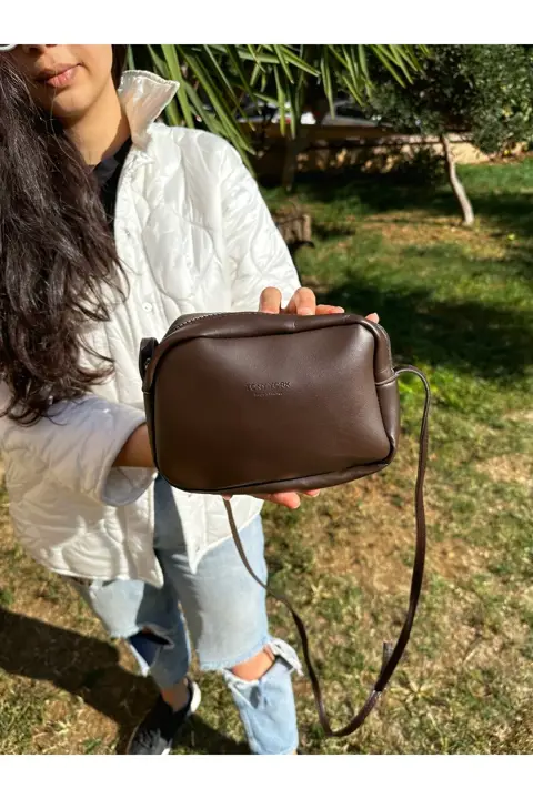 Kadın Acı Kahve Fermuarlı El Kol ve Omuz Çantası Kaliteli İşçilik Şık Tasarım