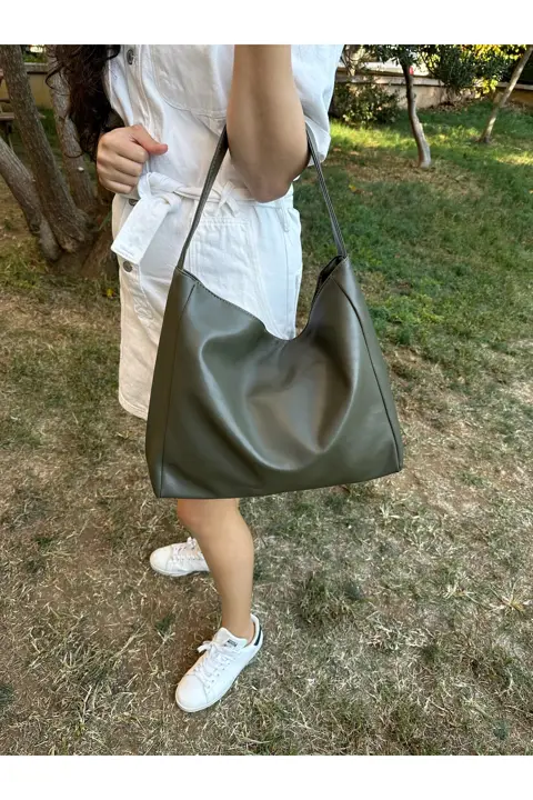 Kadın Siyah Fermuarlı  El Kol ve Omuz Çantası Kaliteli İşçilik Şık Tasarım