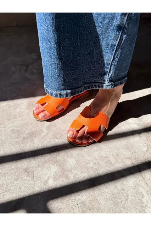 Mela Kadın Siyah Terlik