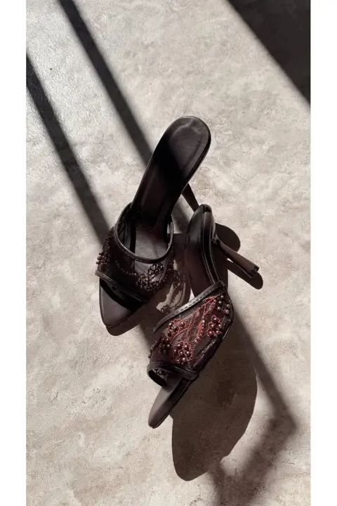 Blur Kadın Topuklu Siyah Şeffaf Terlik